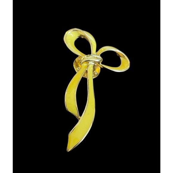 Vintage Goldtone Yellow Ribbon Bow Enamel Lapel Hat Vest Pin Brooch - Picture 1 of 2
